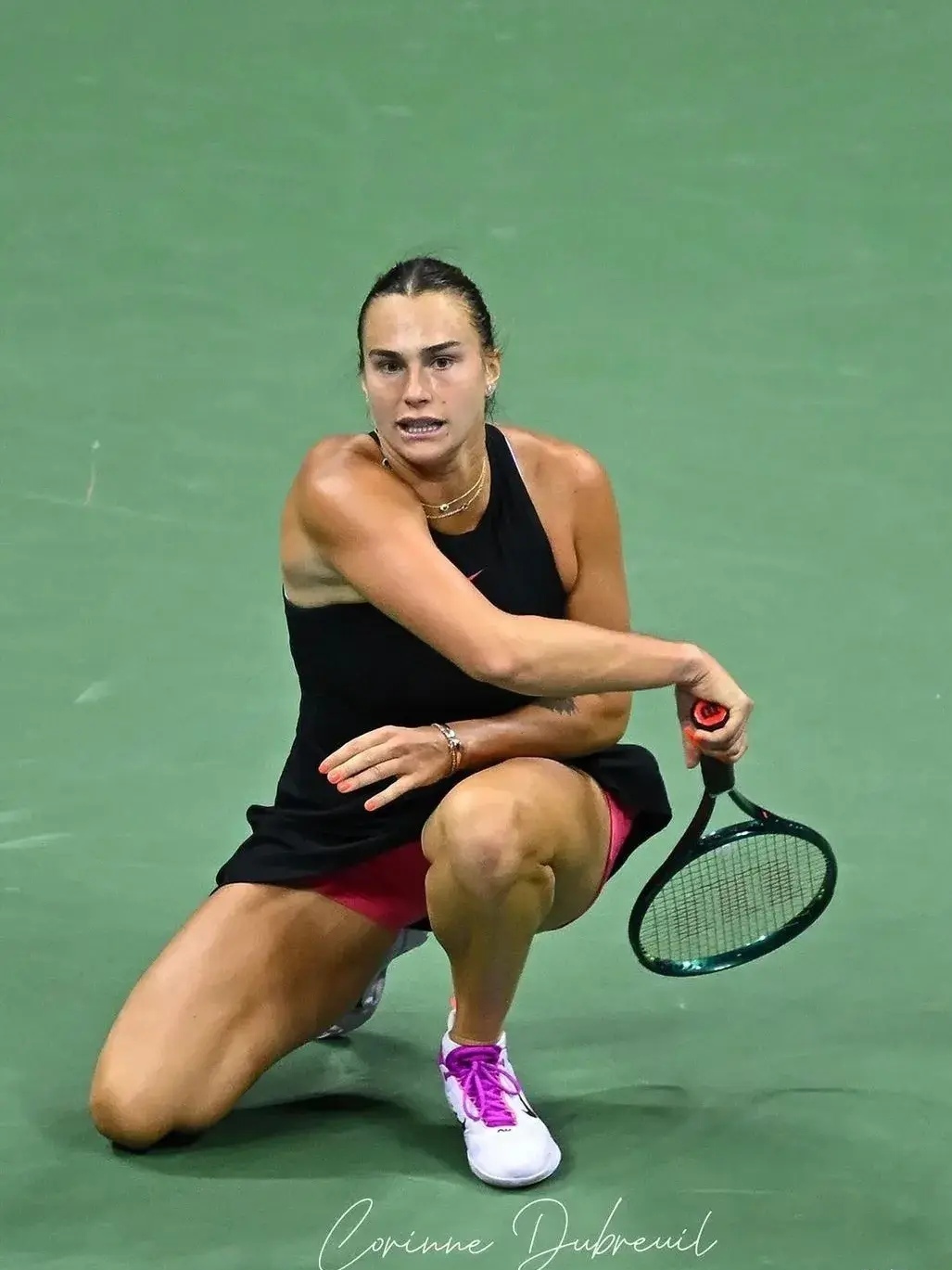 开云体育官网-网球选手发挥出色，荣膺最佳MVP