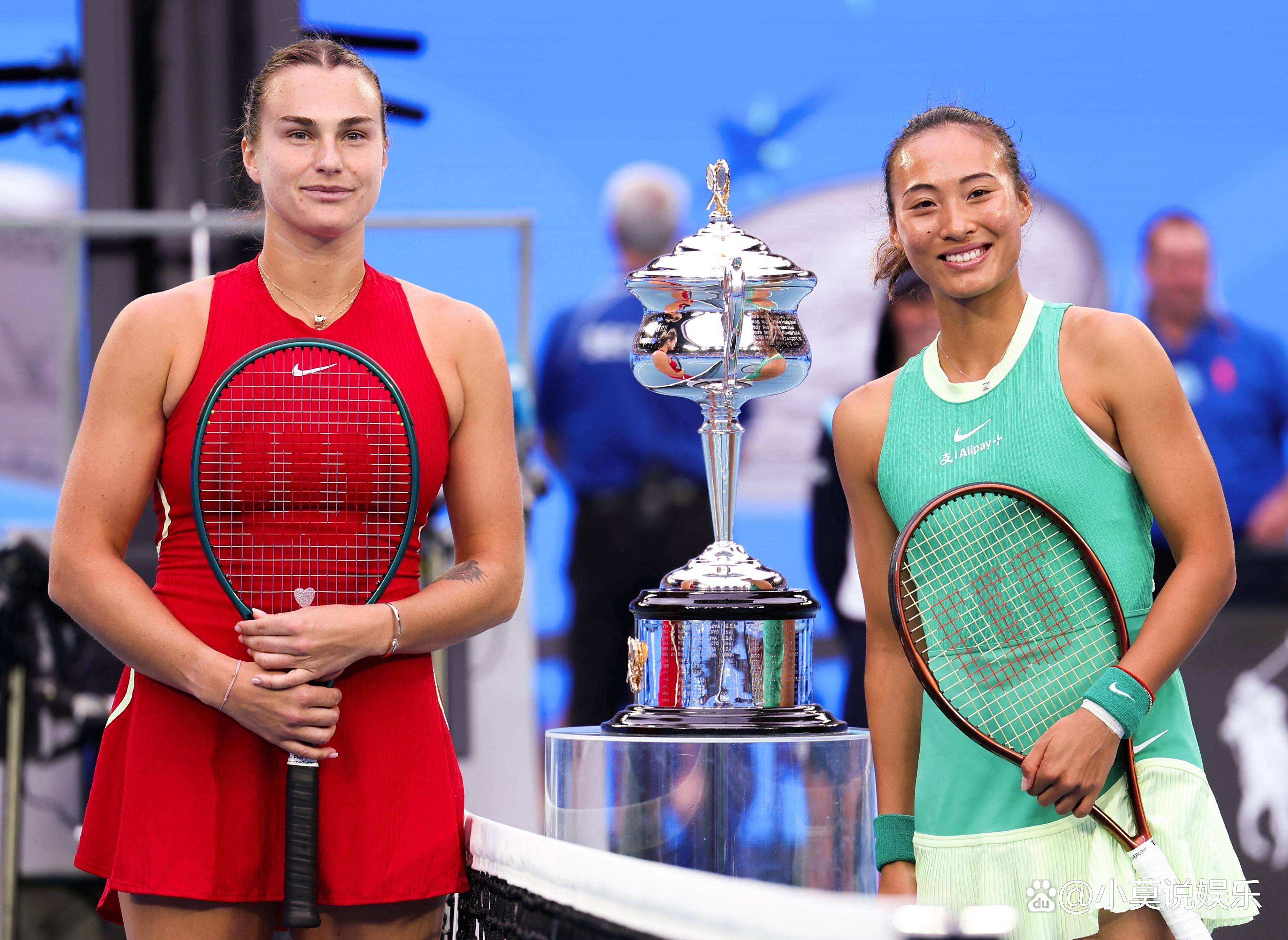 网球选手发挥出色，荣膺最佳MVP