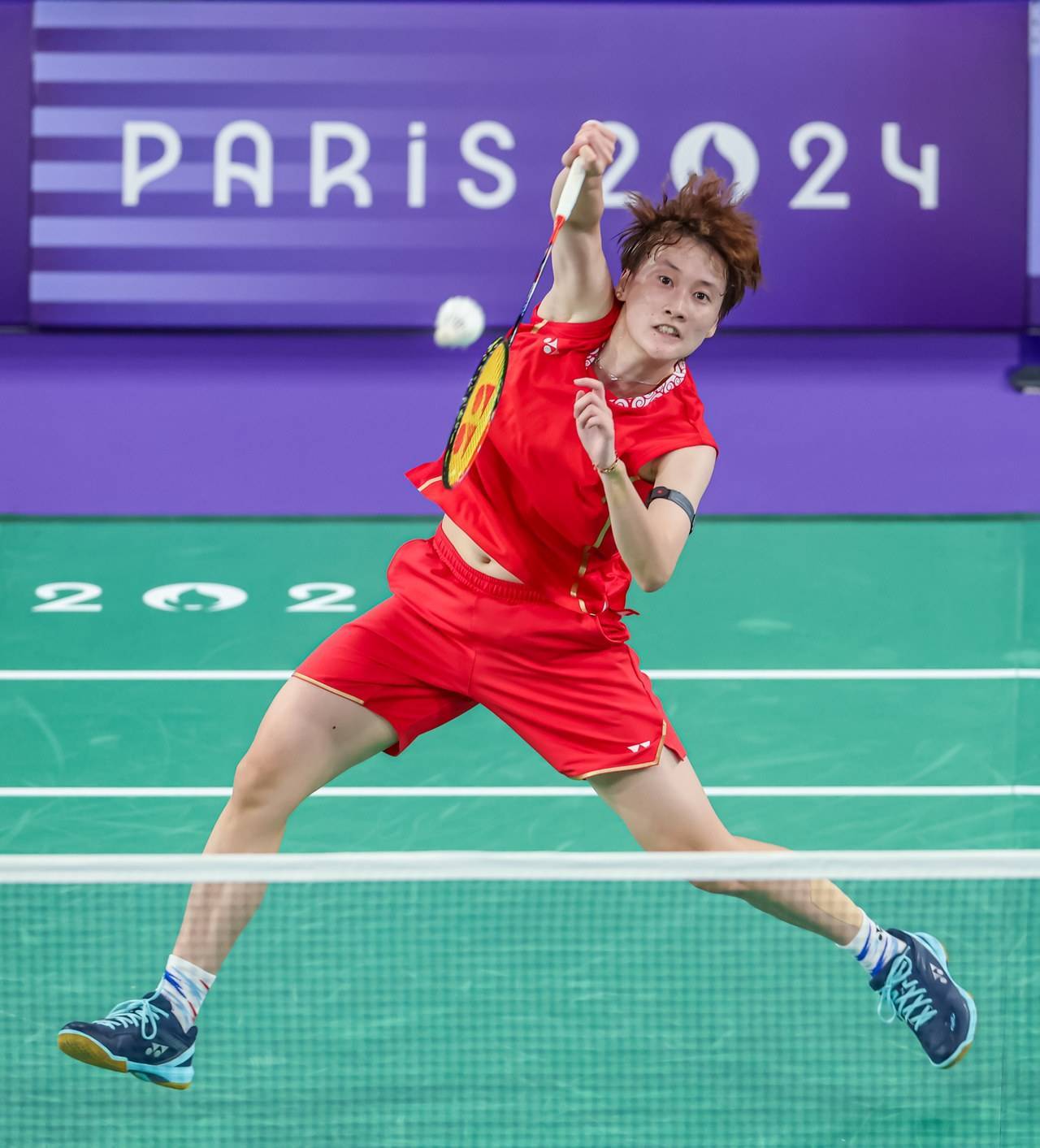 开云sport-羽毛球明星选手受伤退赛，引发热议