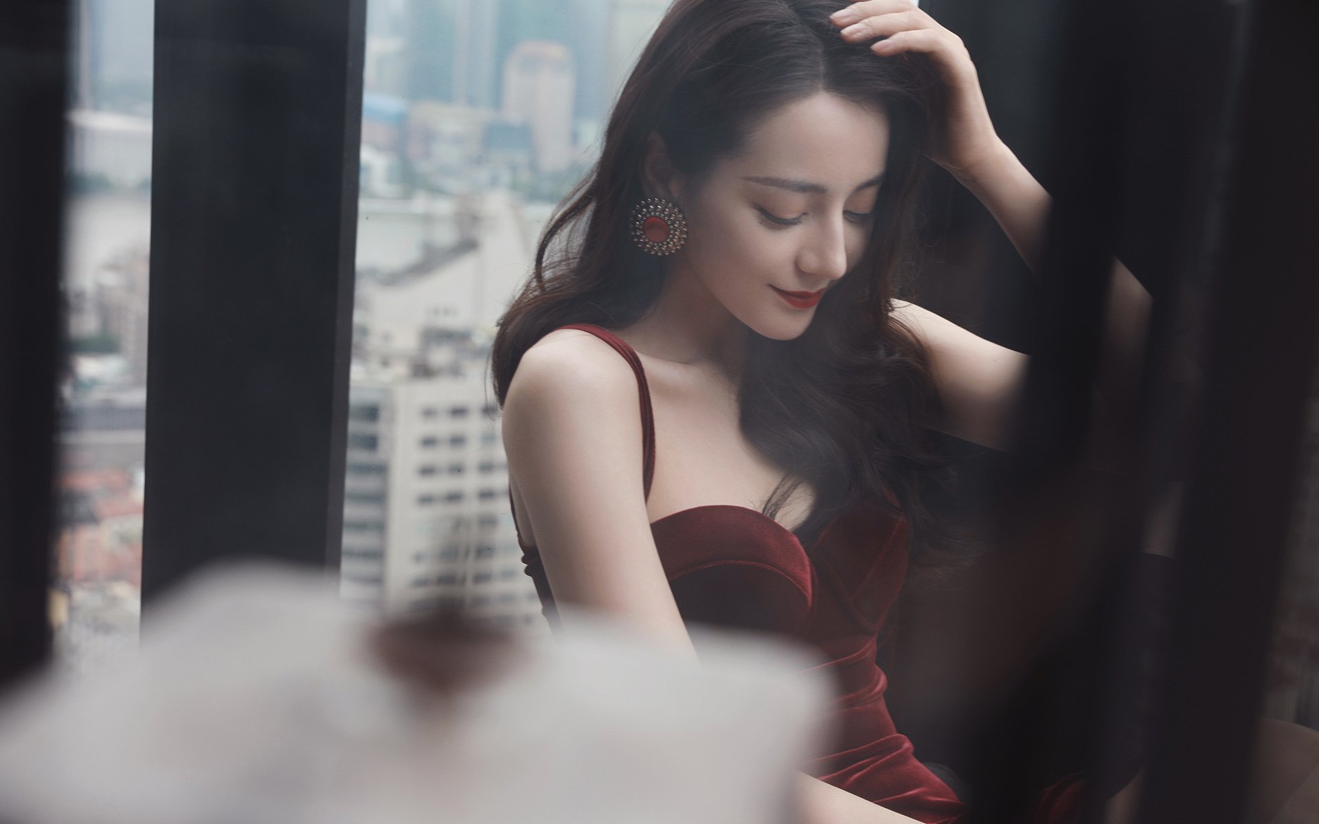 冰与火的交响,当北欧纪律扼住非洲狂想,法兰西利刃正劈开数据苍穹