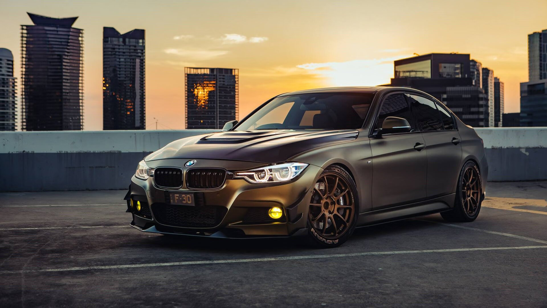 不是姆巴佩，不是梅西，欧冠淘汰赛之夜的沙海是他独自扛起的