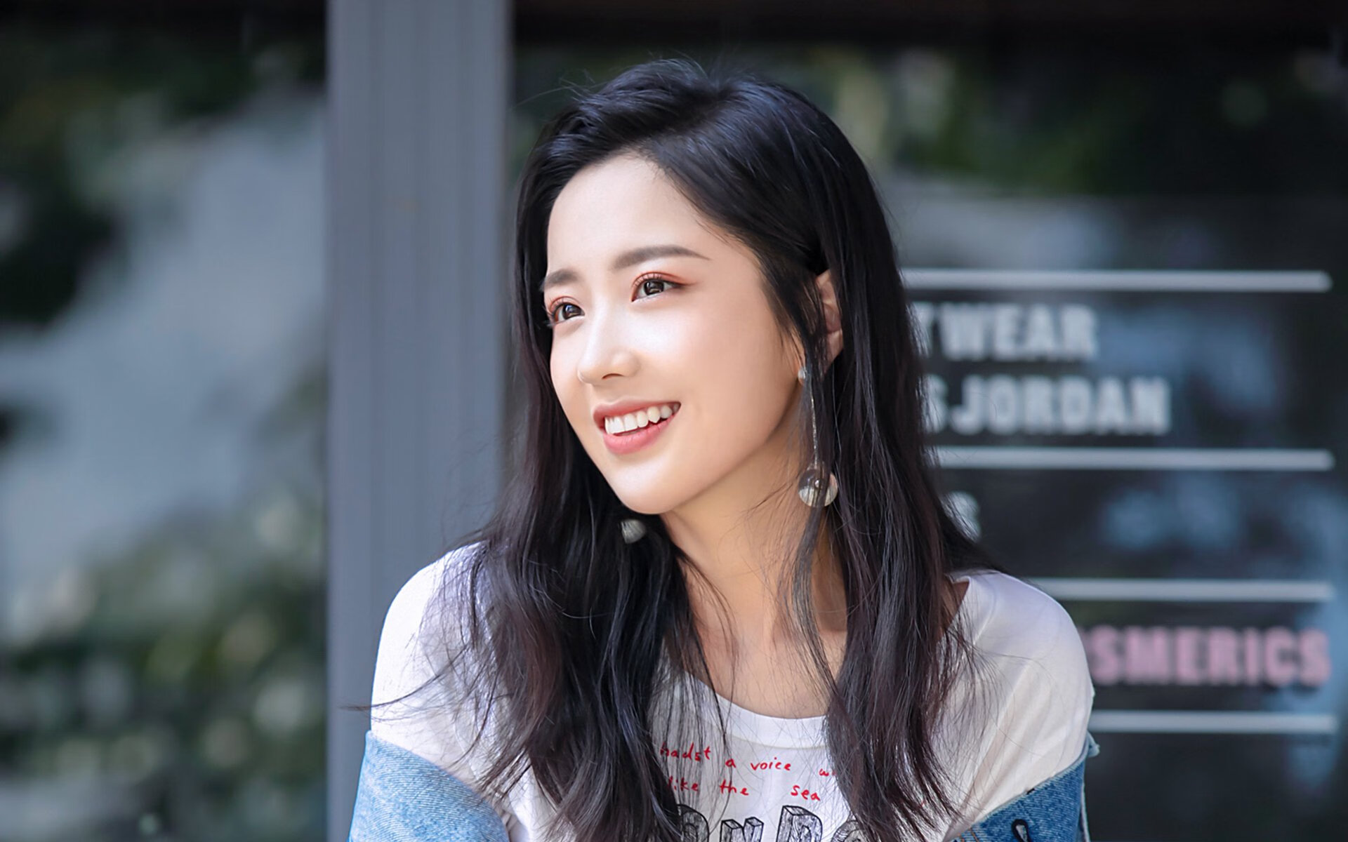 风帆之下，快船舰队的远航与詹姆斯的风暴