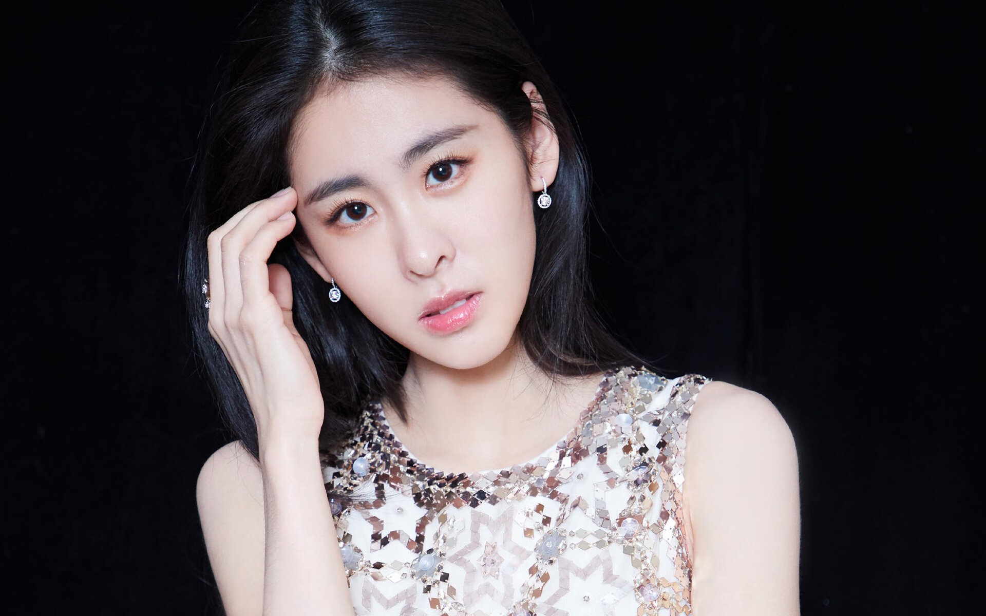 一记重锤,两段宿命,丹麦的北欧风暴,与卢卡库撕开2026年世界杯最悲壮的黑马绝唱