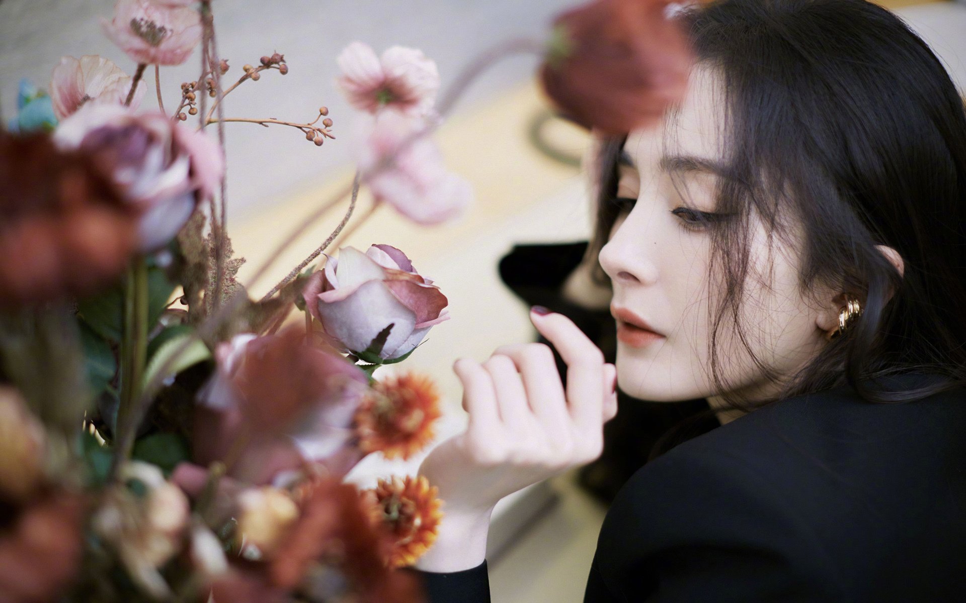 绿茵魔术师的独白，苏亚雷斯用控球权书写C组唯一剧本，澳大利亚碾压突尼斯背后的战术革命